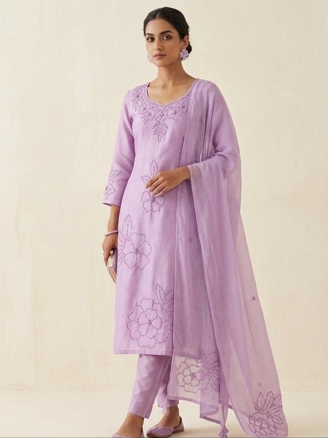 Lavender Floral Embroidered Kurta Set