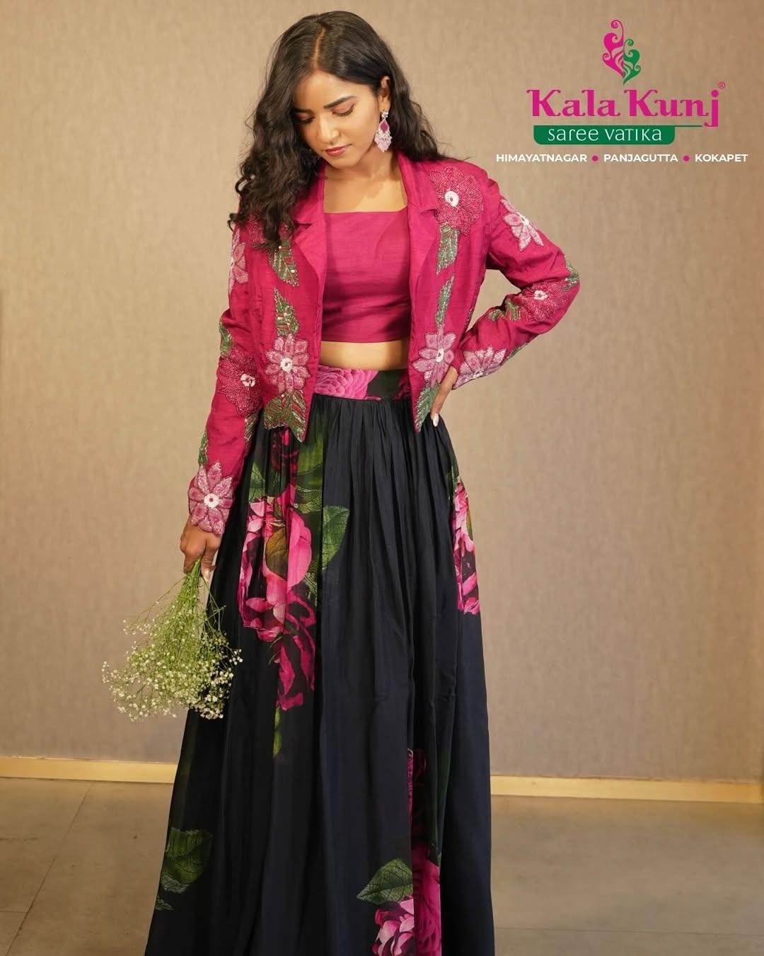 INDO WESTERN OUTFIT