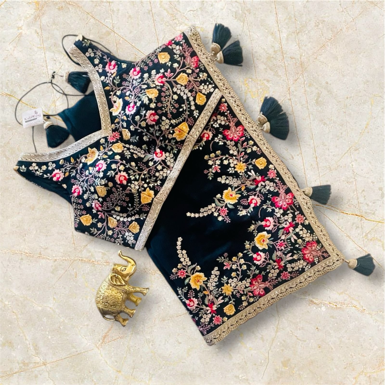 embroidery saree