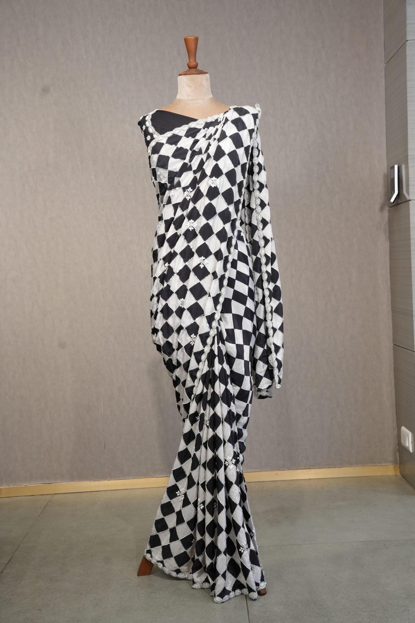 BLACK AND WHITE CREPE SILK SAREE