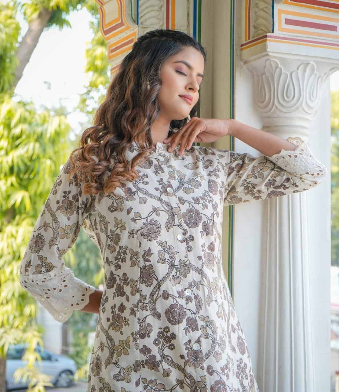 Buy online Cream Floral Printed Round Neck A-line Kurti from Kurta Kurtis  for Women by Showoff for ₹1299 at 60% off | 2024 Limeroad.com